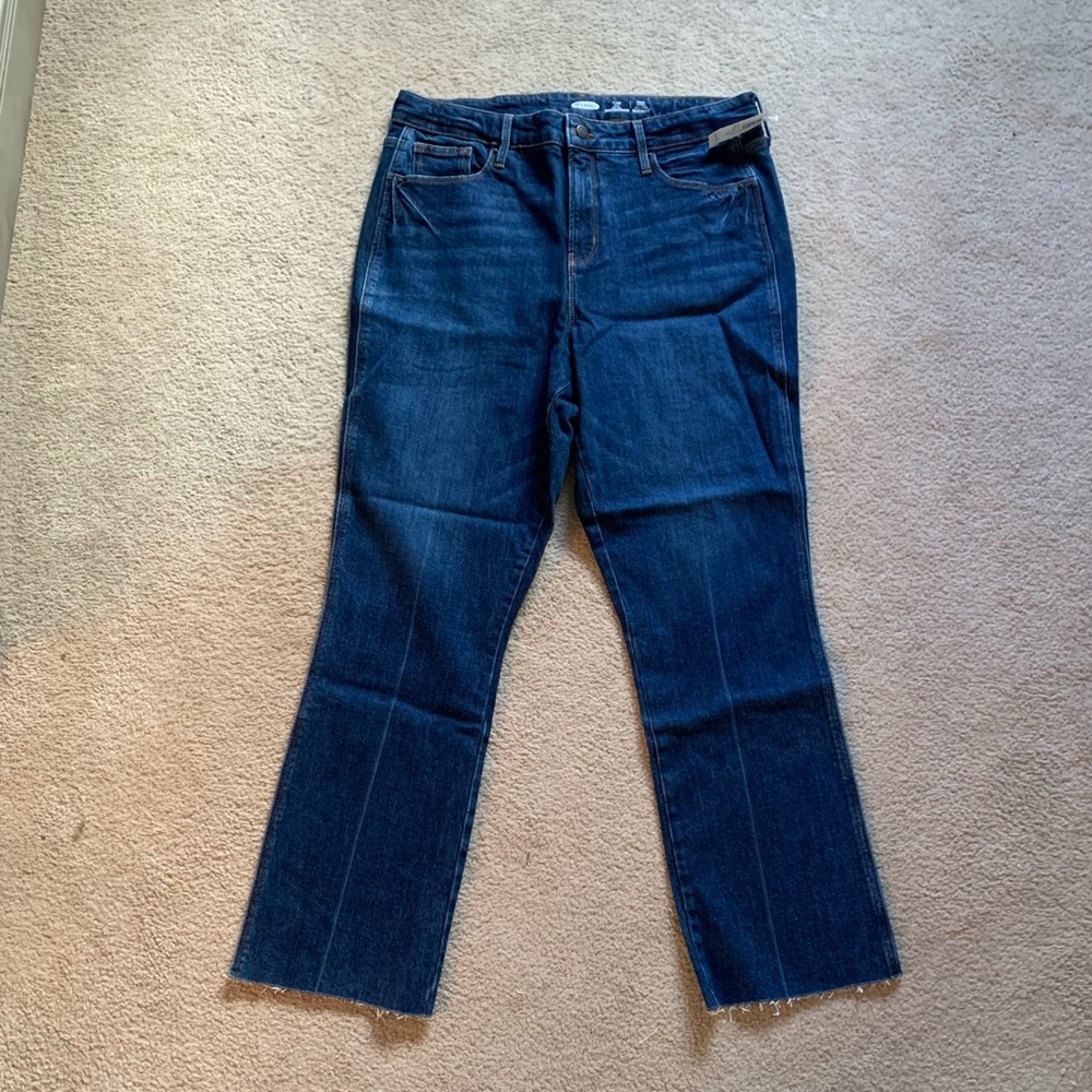 Old Navy Jeans - Picture 6 of 12